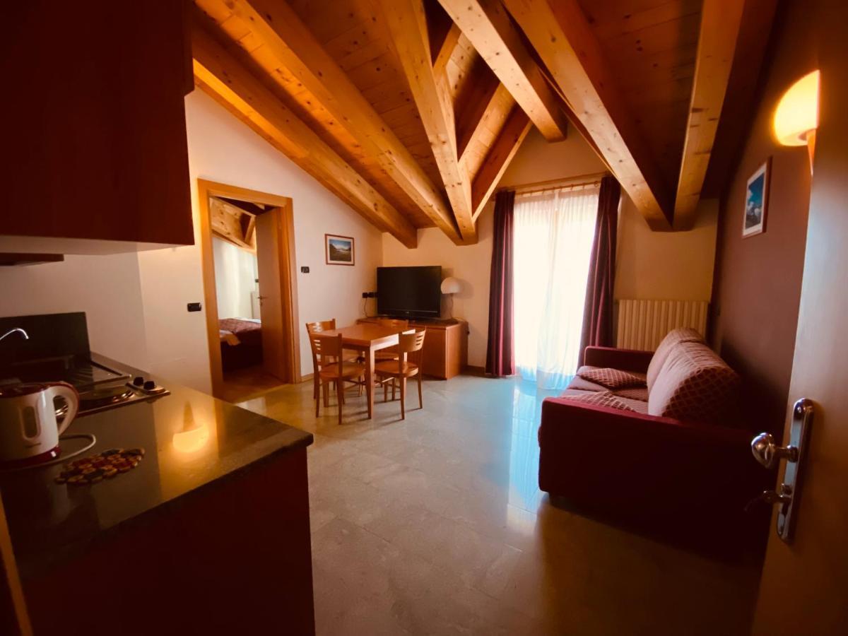 Hotel Pizzo Scalino Chiesa in Valmalenco Esterno foto