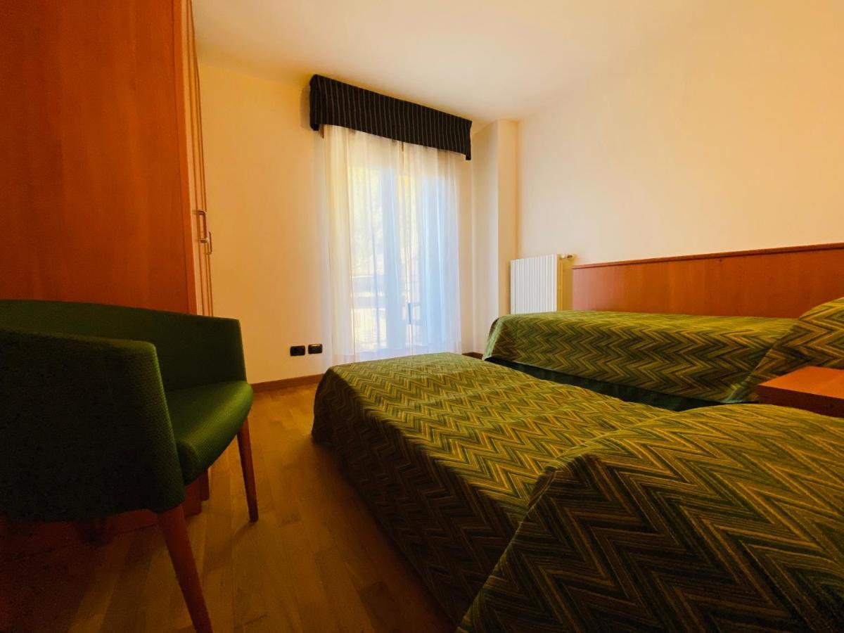 Hotel Pizzo Scalino Chiesa in Valmalenco Esterno foto