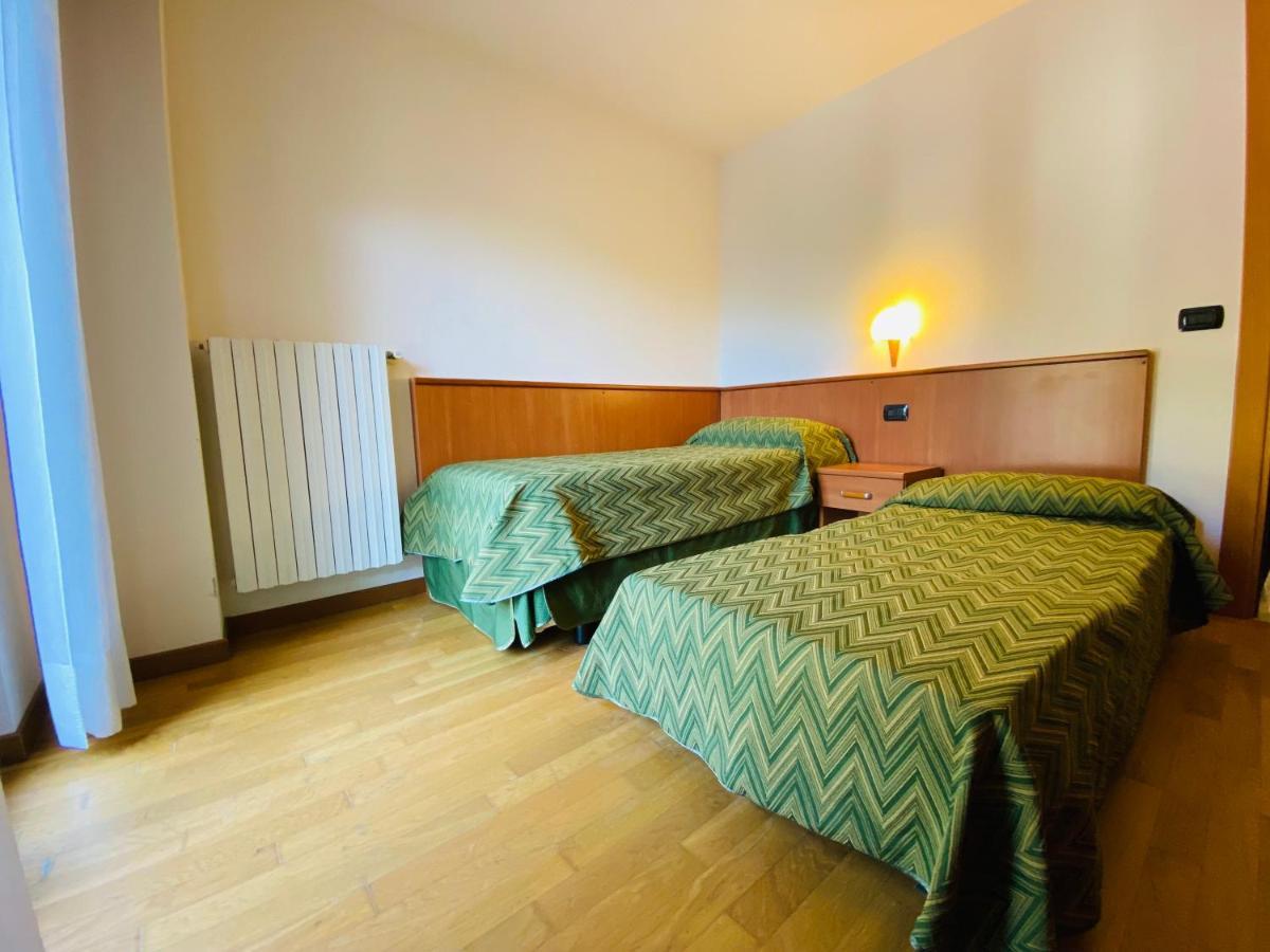 Hotel Pizzo Scalino Chiesa in Valmalenco Esterno foto