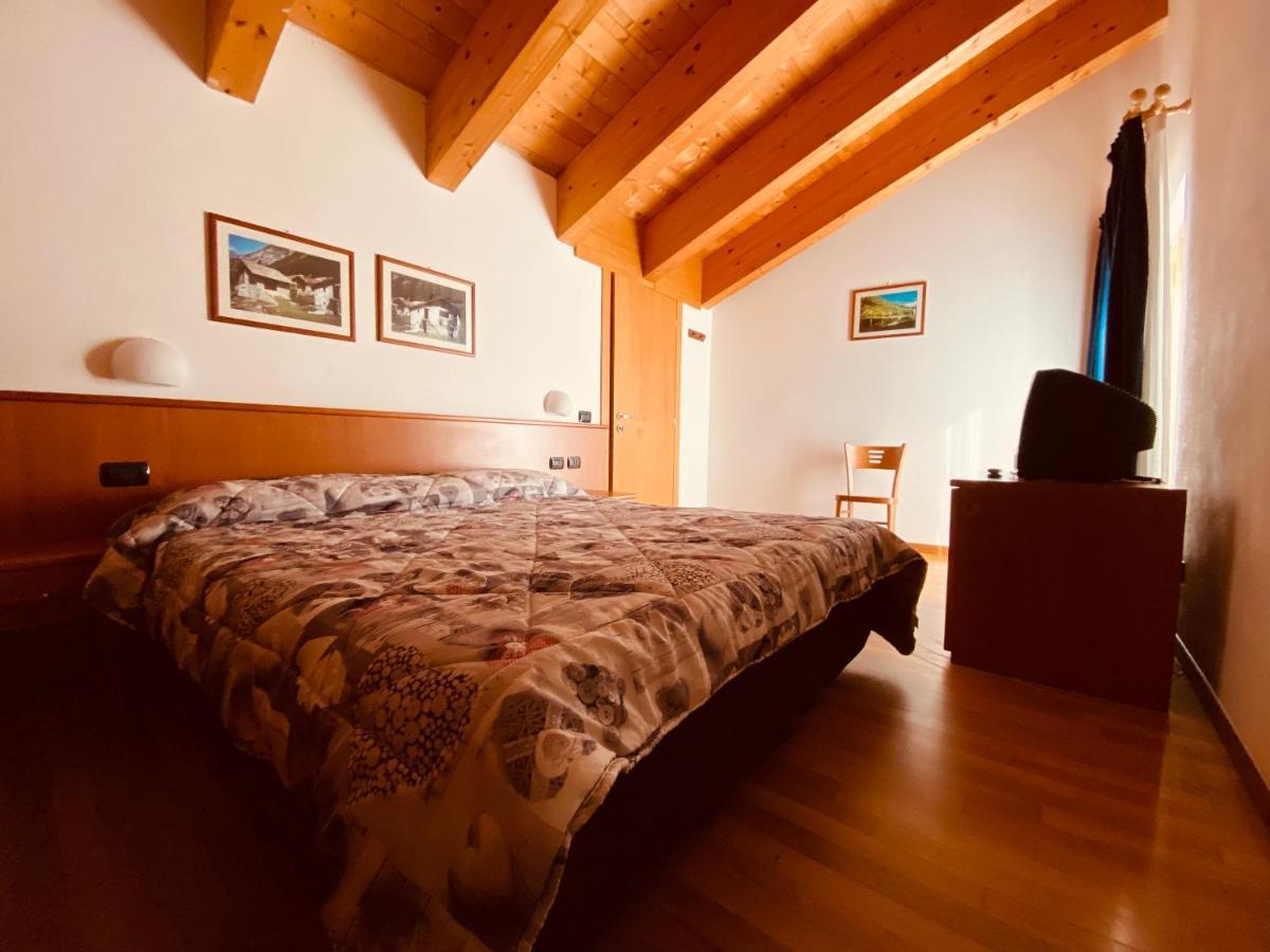 Hotel Pizzo Scalino Chiesa in Valmalenco Esterno foto